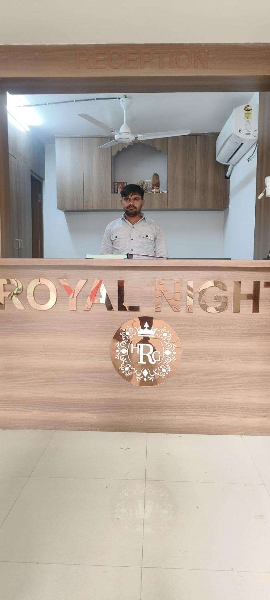 Hotel Royal Night Daman Exteriér fotografie